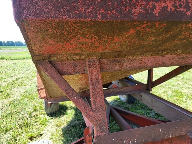 j&m-350-hopper-wagon-w/running-gear-image-39