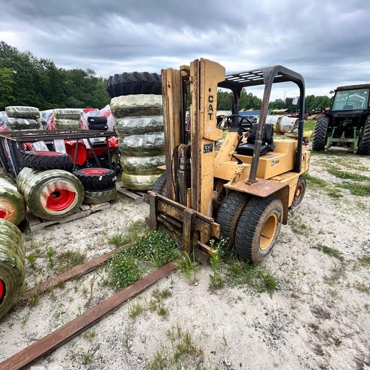 CATERPILLAR V80D