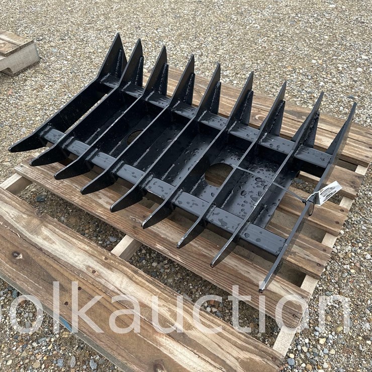 113 - MINI UNIVERSAL ROOT RAKE