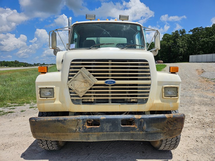 1995-ford-la9000-image-34
