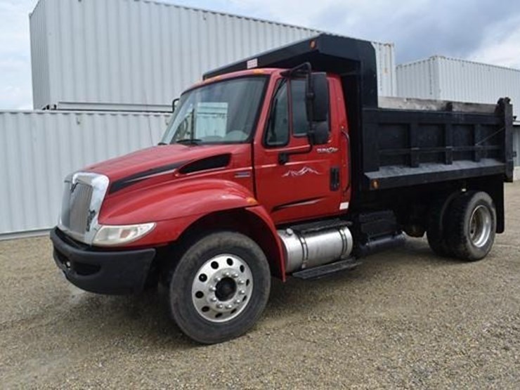 2010-international-durastar-4300-image-2