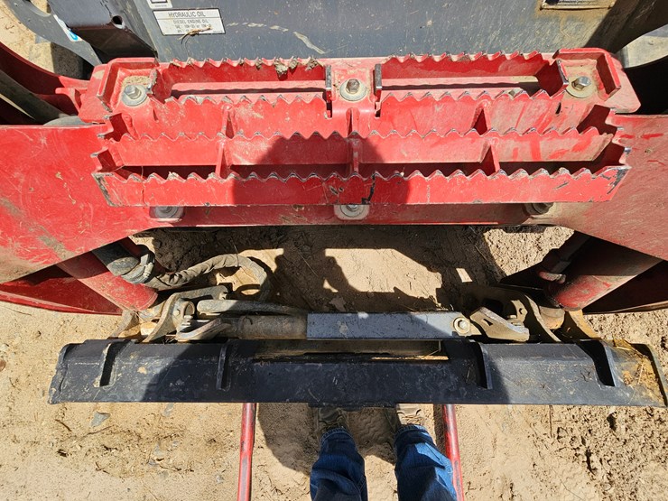 takeuchi-tl10v2-image-69