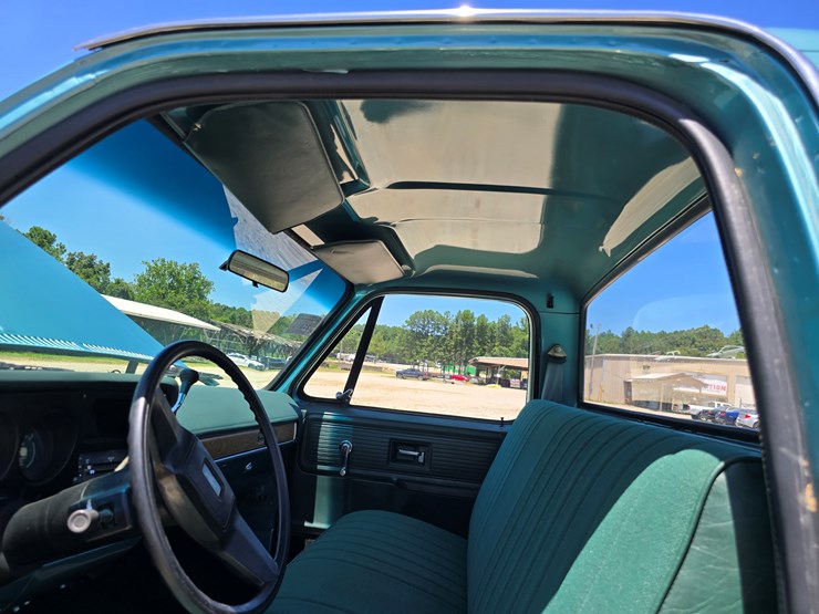 1977-chevrolet-custom-deluxe-image-61