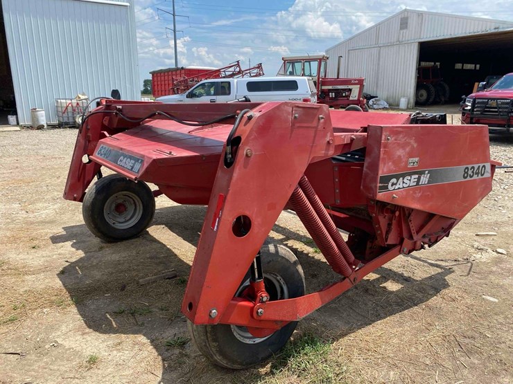 case-ih-8340-image-3