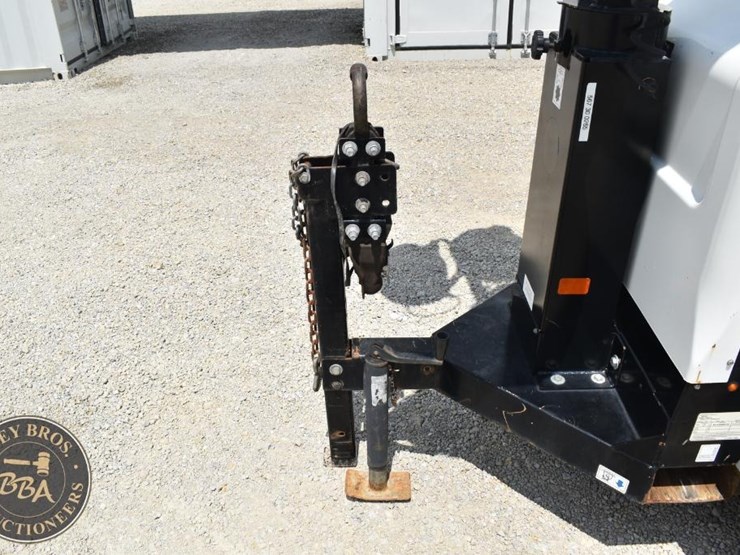 2019-allmand-bros-night-lite-v-series-image-24
