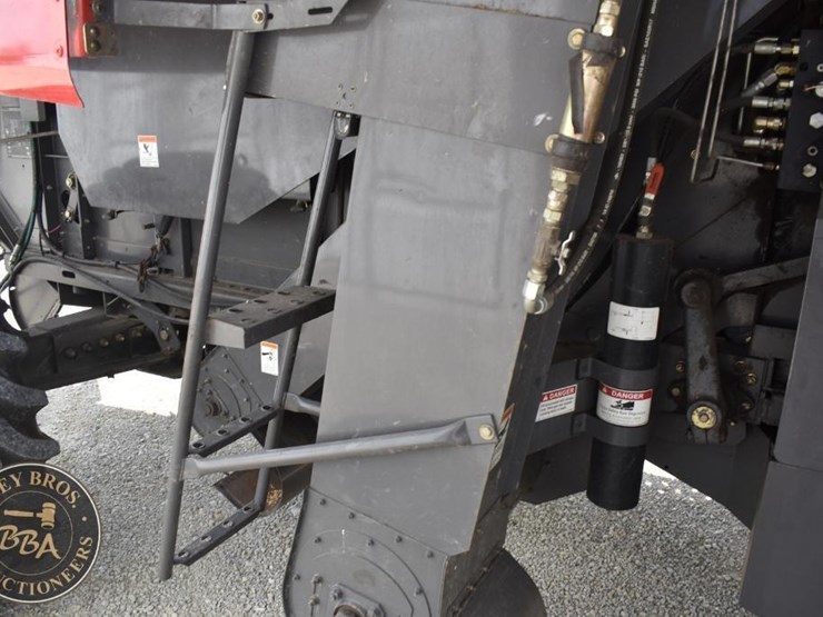 2007-massey-ferguson-9690-image-83