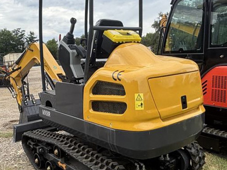 #115-•-cfg-industrial-excavator-w/-hydraulic-thumb-image-3