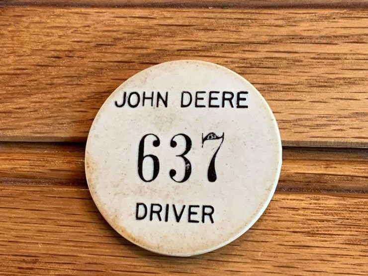 john-deere-driver-badge-image-1