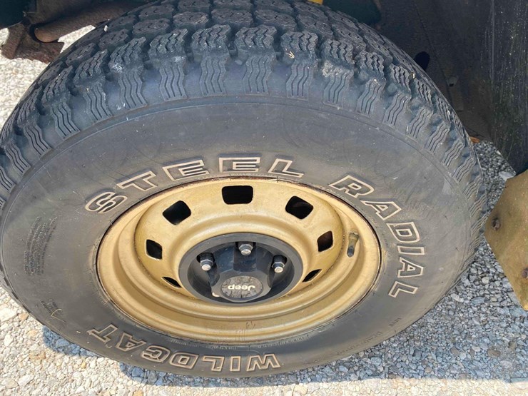 1992-jeep-cherokee limited--low-miles-image-41