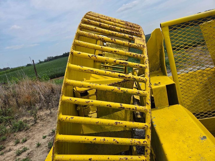 haybuster-rock-rake-image-11