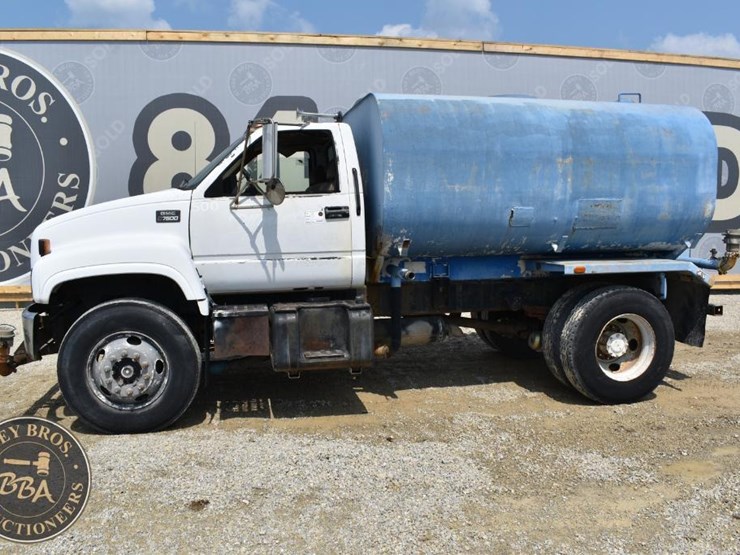1997-gmc-topkick-c7500-image-10