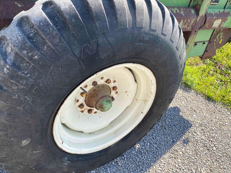 john-deere-450-image-31