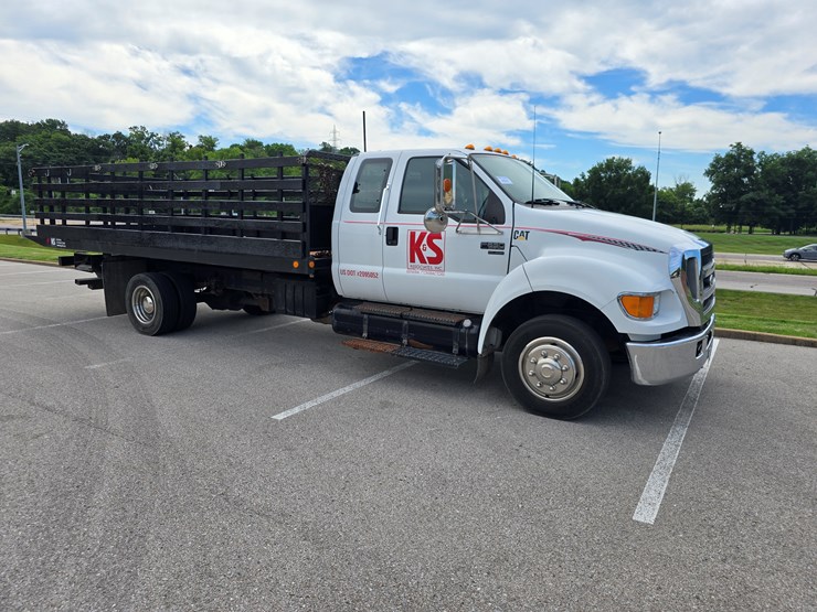2004-ford-f650-image-41