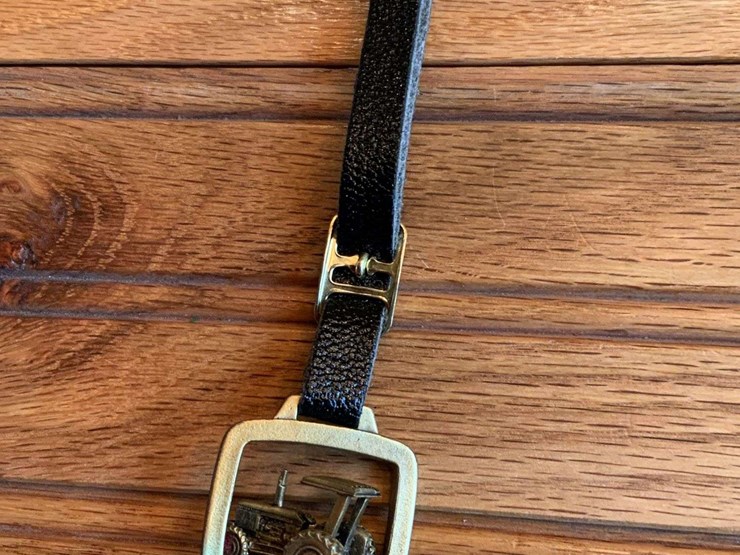 (3)-john-deere-watch-fobs-image-4