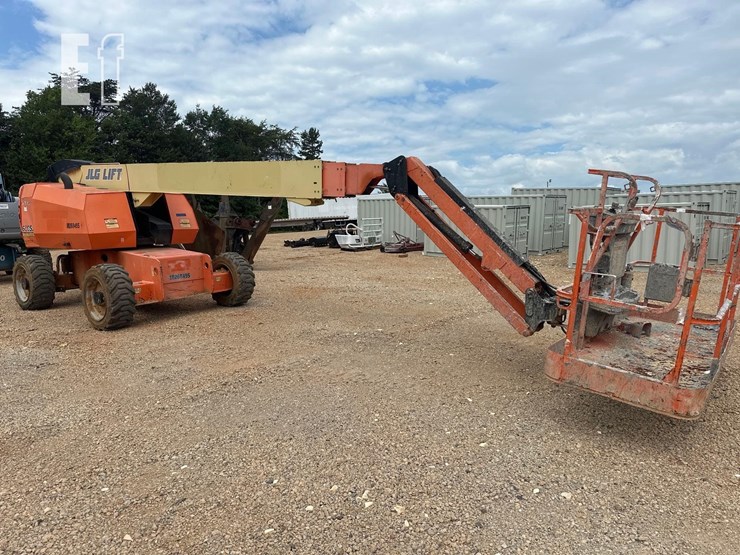 2014-jlg-660sj-image-1