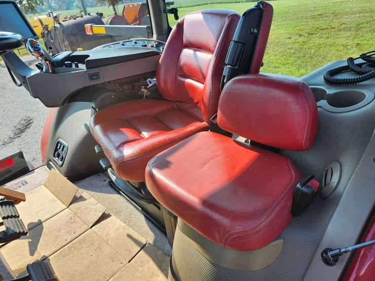 2012-case-ih-magnum-260-image-28