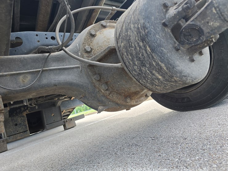 2004-ford-f650-image-138