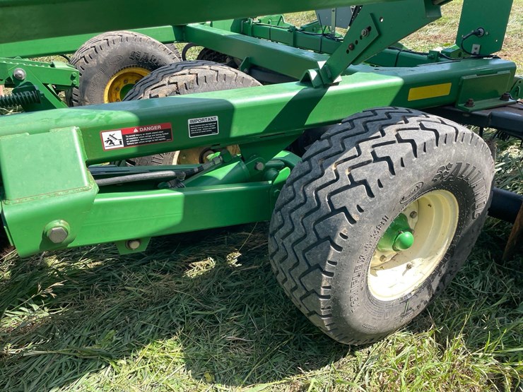 john-deere-637-image-39