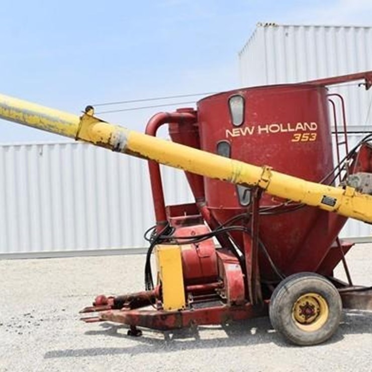 NEW HOLLAND 353