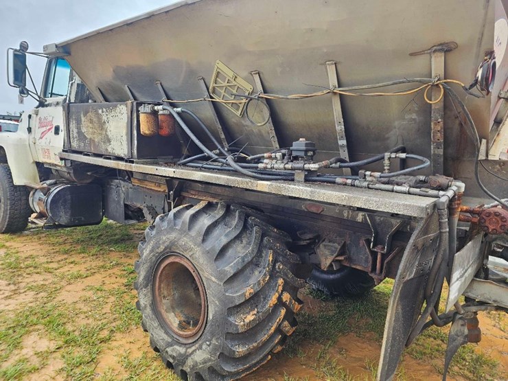 1995-ford-l9000-image-7