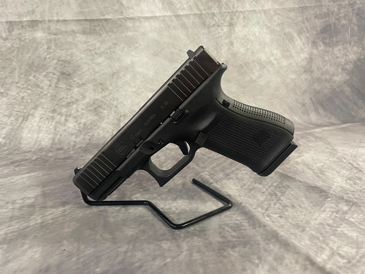 #4361-•-glock-model-19-gen-5-9mm-luger-pistol,-sn:-cesf245-image-2