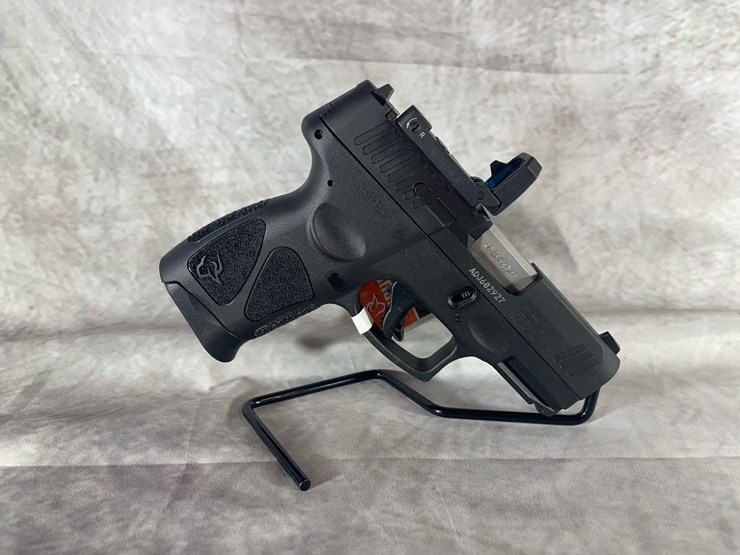 #4375-•-taurus-g3c-9mm-luger-pistol,-sn:-adj682927-image-3