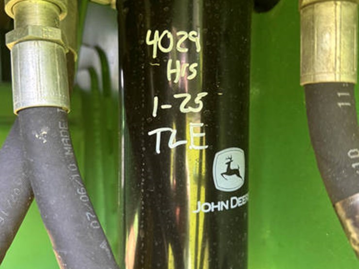 2010-john-deere-2010-image-19