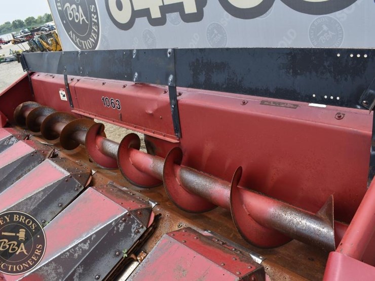 case-ih-1063-image-10