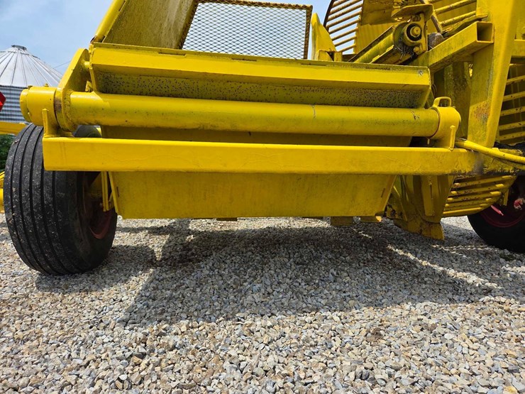 haybuster-rock-rake-image-14