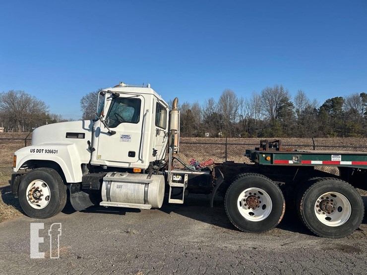 2005-mack-chn613-image-6
