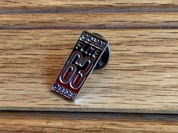 (3)-john-deere-flite-63-knife,-pin,-charm-image-6