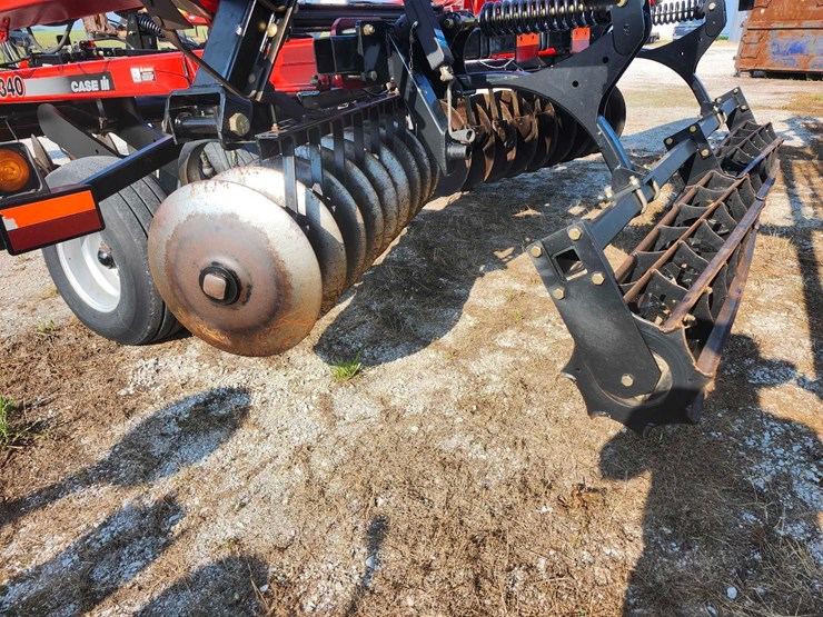 case-ih-340-image-8