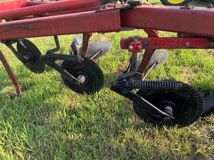 #1425-•-ih-720-4x-auto-reset-plow-image-11
