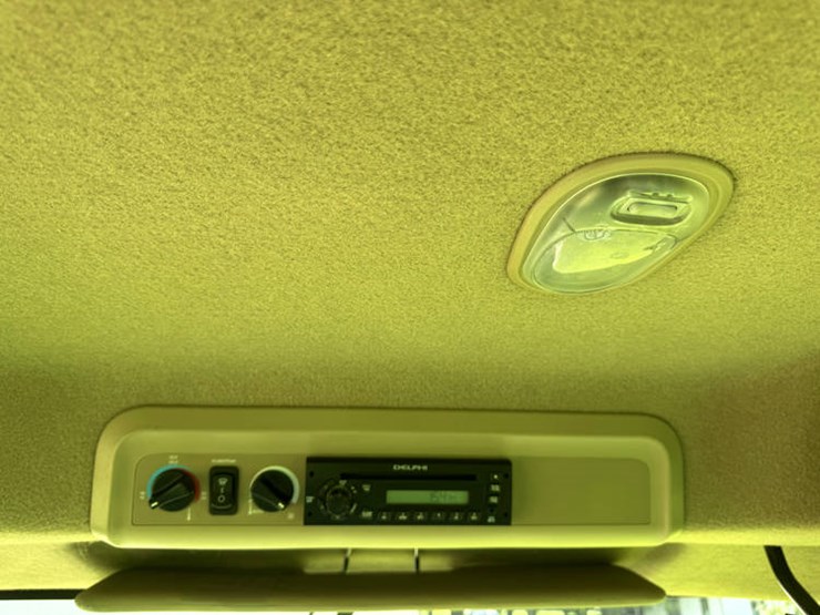 2010-john-deere-2010-image-103
