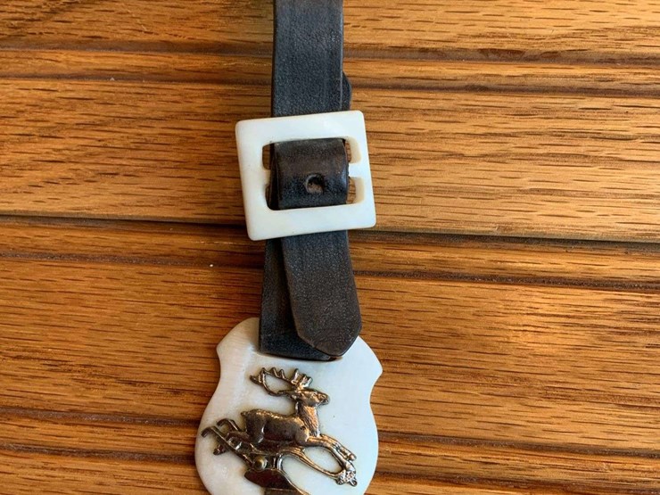(2)-john-deere-pearl-watch-fobs-image-2