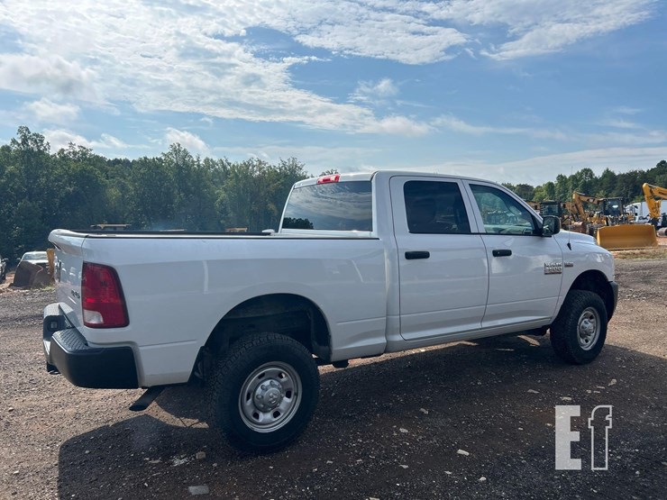 2016-ram-2500-hd-image-3