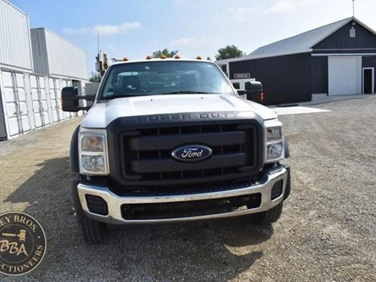 2013-ford-f550-image-78