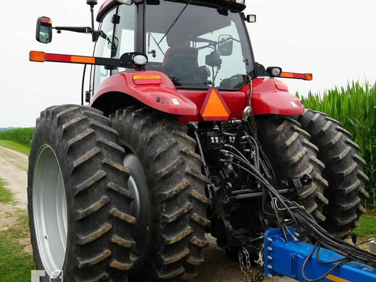 2014-case-ih-magnum-180-image-17