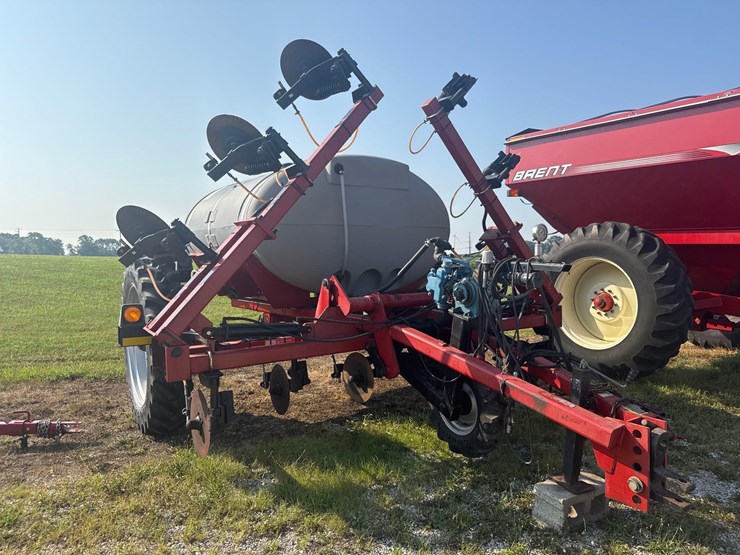 case-ih-2800-image-1