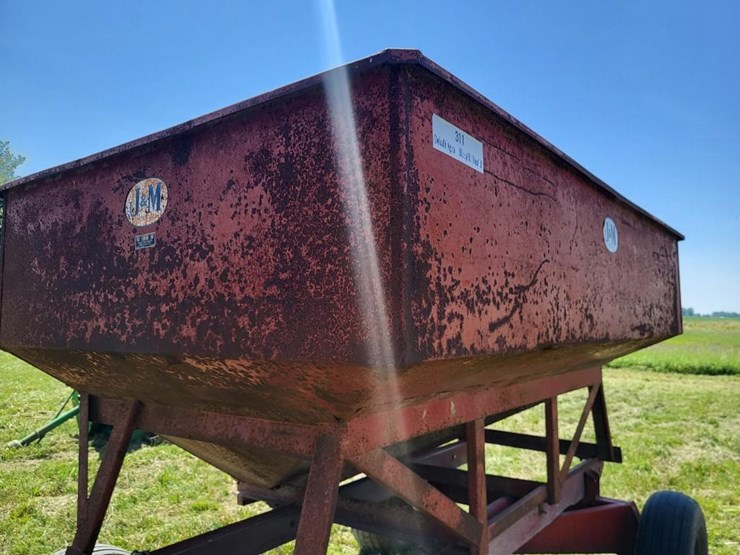 j&m-350-hopper-wagon-w/running-gear-image-12
