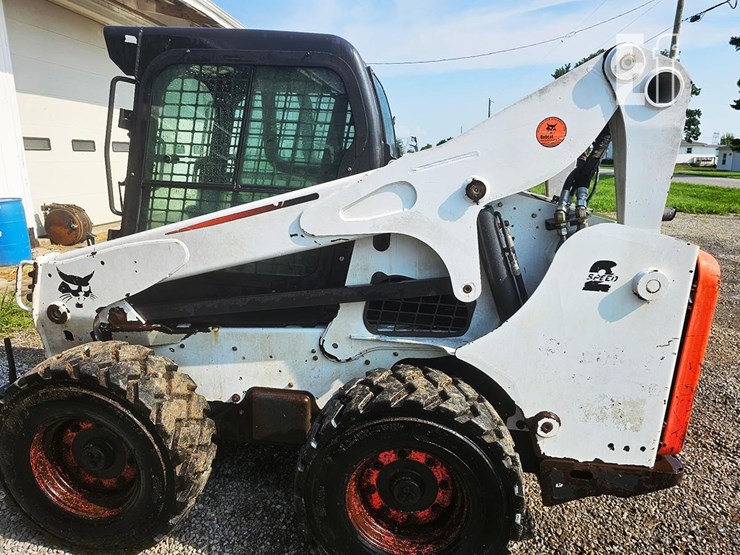 2012-bobcat-s750-image-3