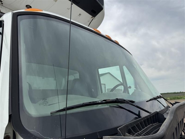 2012-international-durastar-4300-image-34