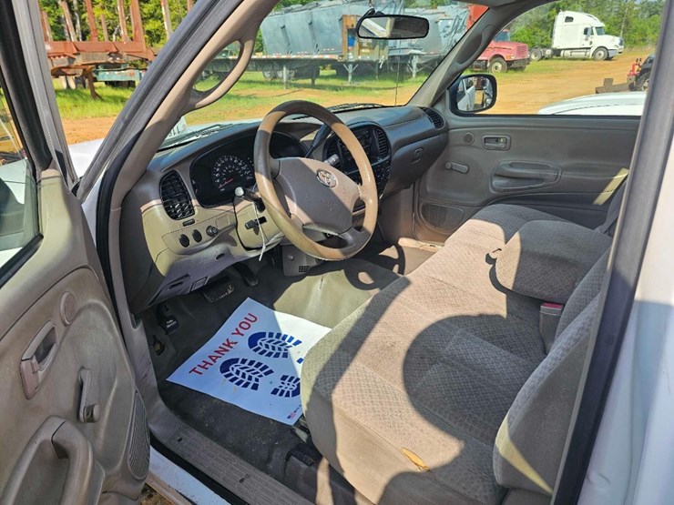 2006-toyota-tundra-image-5
