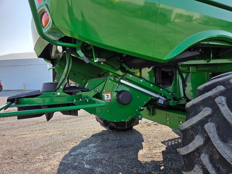 2015-john-deere-s680-image-9
