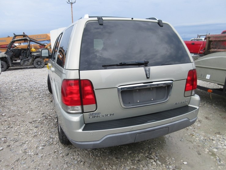 2003-lincoln-aviator-image-3