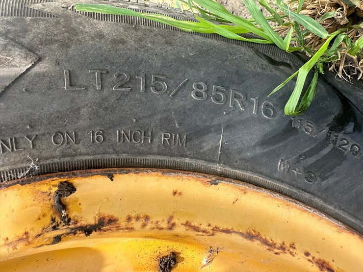 john-deere-100-image-5