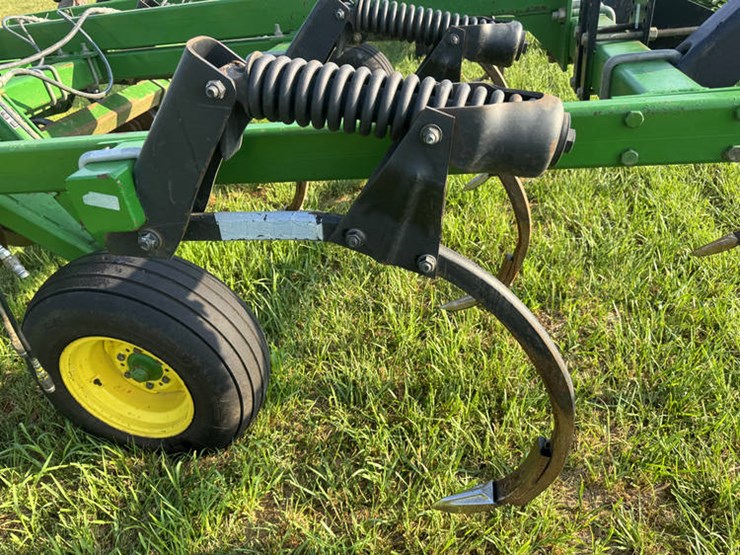 john-deere-714-image-9