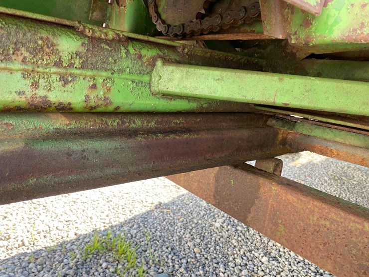 john-deere-450-image-35