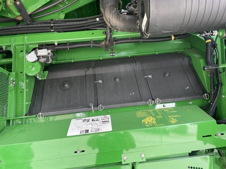 2015-john-deere-s660-image-15