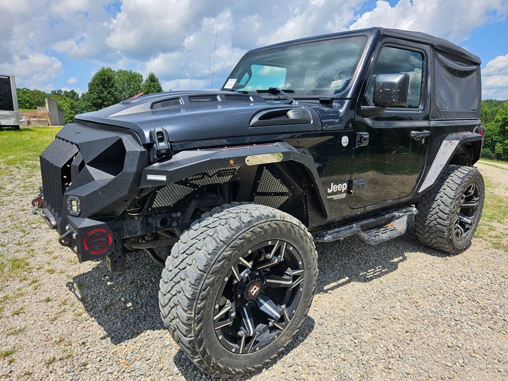 2021-jeep-wrangler-image-3